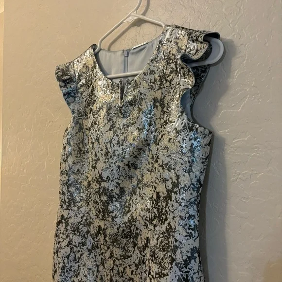Elie Tahari Silver and Blue Metallic Shimmer Stefana Sheath Dress Size 4 - Picture 6 of 9